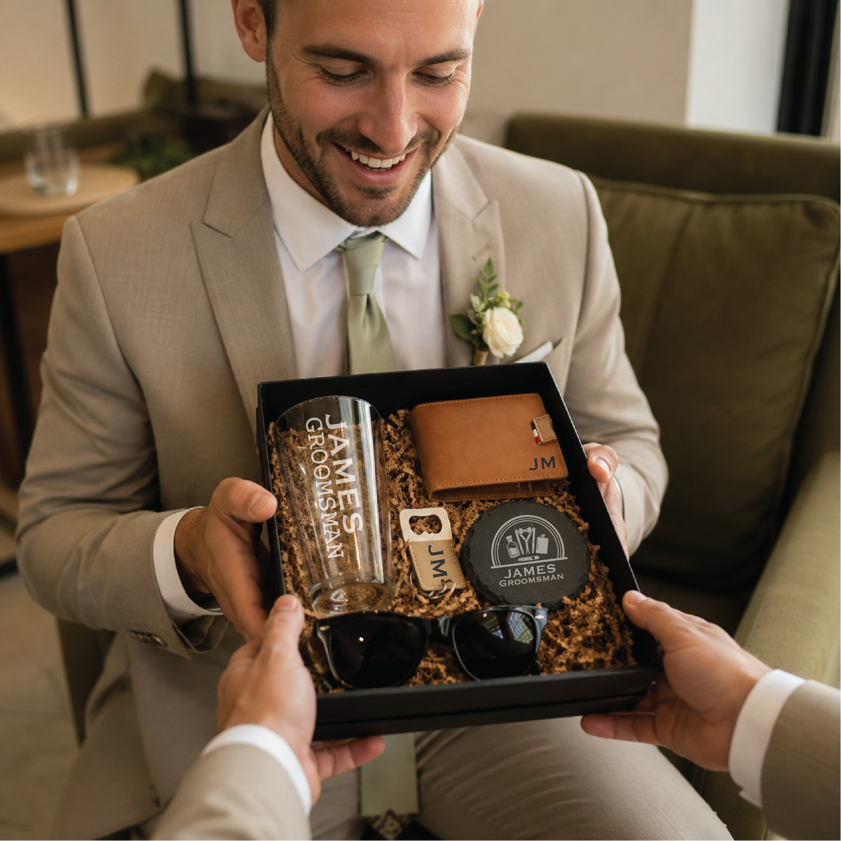The Right-Hand Man Groomsmen Gift Box