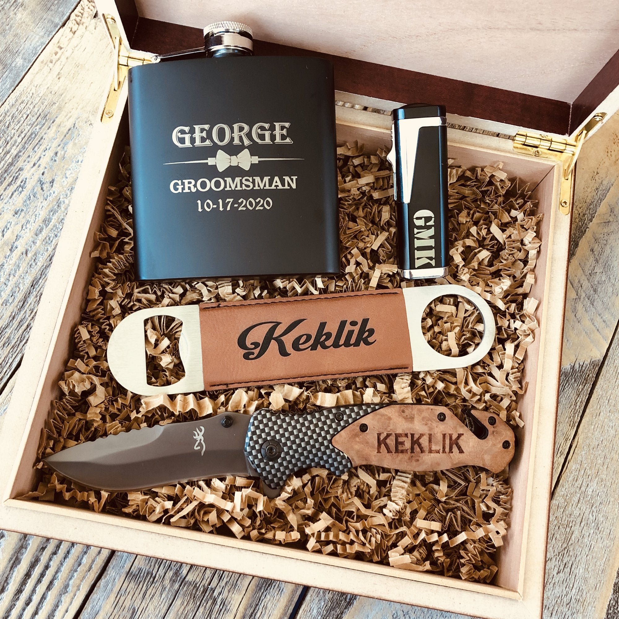 Personalized Flask & Pocket Knife Groomsmen Gift Set (Gift Boxed)