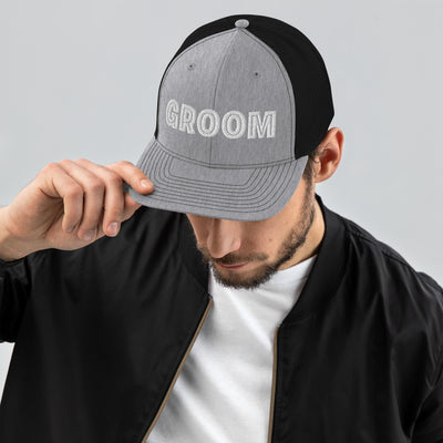 Groom's Cap